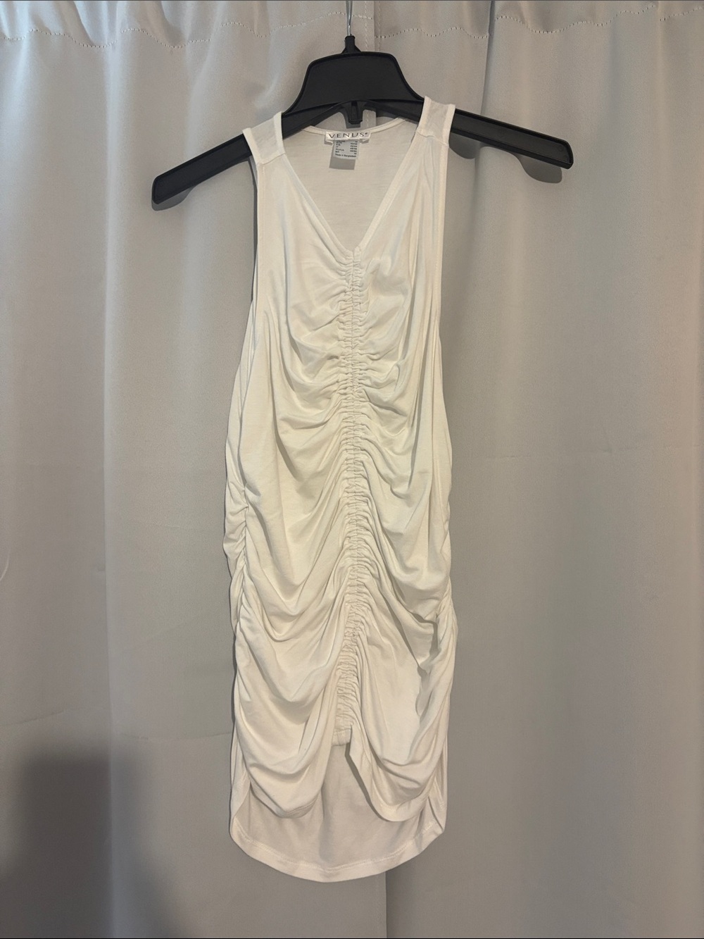 VENUS White Ruched V-Neck Sleeveless Top